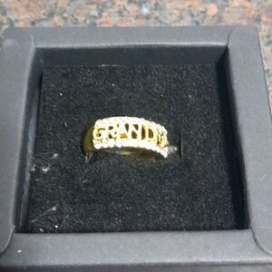 Grandma Ring...Size 7...New